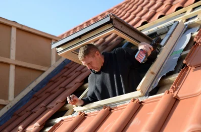 Pose de fenêtres de toit Velux à la Rochepot